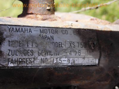 Yamaha_XS750_1T5_Ersatzteile_Rahmen_und_Original-Papiere_3-Zylinder_Dreizylinder_Triple_wie_XS750SE_3L3_XS850_4E2_-_no_XS500_XS650_XS1100_6.jpg