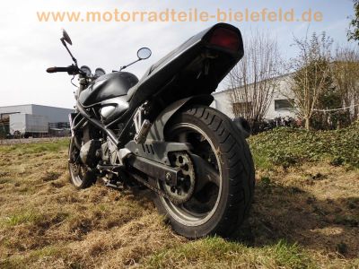 Suzuki_GSF400_BANDIT_GK75B_schwarz_Ochsenaugen_gedrosselt_25kW_34PS_-_wie_GSF600_Bandit_GN77B_46.jpg