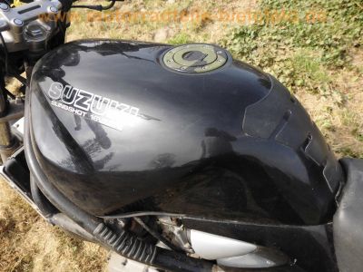 Suzuki_GSF400_BANDIT_GK75B_schwarz_Ochsenaugen_gedrosselt_25kW_34PS_-_wie_GSF600_Bandit_GN77B_63.jpg