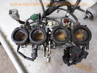 Yamaha_YZF-R1_RN12_Ersatzteile_Zuendspulen_Einspritzanlage_Anlasser_Airbox-Teile_18.jpg