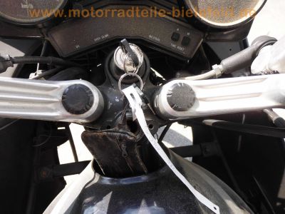 Yamaha_XJ900F_58L_blau_EZ87_Hagon_Federbeine_hohe_MRA-Scheibe_Koffertraeger_Gepaecktraeger_original_Auspuff_Yamaha_32F-14711_32F-14721_-_wie_31A_4BB_XJ650_4K0_XJ750_Seca_11M_XJ750F_41Y_23.jpg