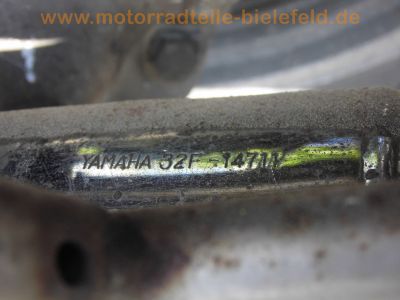 Yamaha_XJ900F_58L_blau_EZ87_Hagon_Federbeine_hohe_MRA-Scheibe_Koffertraeger_Gepaecktraeger_original_Auspuff_Yamaha_32F-14711_32F-14721_-_wie_31A_4BB_XJ650_4K0_XJ750_Seca_11M_XJ750F_41Y_36.jpg
