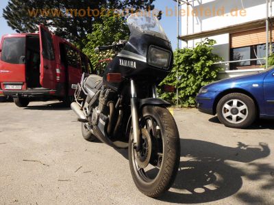 Yamaha_XJ900F_58L_blau_EZ87_Hagon_Federbeine_hohe_MRA-Scheibe_Koffertraeger_Gepaecktraeger_original_Auspuff_Yamaha_32F-14711_32F-14721_-_wie_31A_4BB_XJ650_4K0_XJ750_Seca_11M_XJ750F_41Y_44.jpg