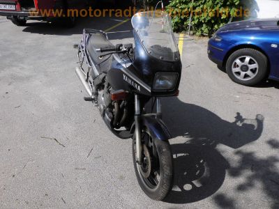 Yamaha_XJ900F_58L_blau_EZ87_Hagon_Federbeine_hohe_MRA-Scheibe_Koffertraeger_Gepaecktraeger_original_Auspuff_Yamaha_32F-14711_32F-14721_-_wie_31A_4BB_XJ650_4K0_XJ750_Seca_11M_XJ750F_41Y_45.jpg