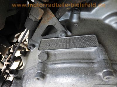 Yamaha_XJ900F_58L_blau_EZ87_Hagon_Federbeine_hohe_MRA-Scheibe_Koffertraeger_Gepaecktraeger_original_Auspuff_Yamaha_32F-14711_32F-14721_-_wie_31A_4BB_XJ650_4K0_XJ750_Seca_11M_XJ750F_41Y_58.jpg