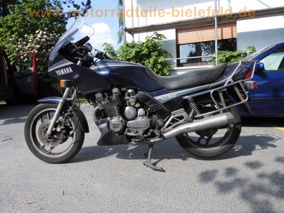 Yamaha_XJ900F_58L_blau_EZ87_Hagon_Federbeine_hohe_MRA-Scheibe_Koffertraeger_Gepaecktraeger_original_Auspuff_Yamaha_32F-14711_32F-14721_-_wie_31A_4BB_XJ650_4K0_XJ750_Seca_11M_XJ750F_41Y_8.jpg