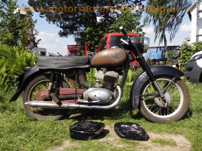 JAWA_356_175ccm_Bj_1959_CZ356_Oldtimer_-_wie_CZ_Jawa_250_559_Panelka_350_352_353_354_355_360_361_362_363_44.jpg