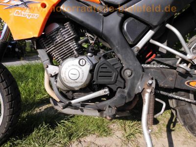 Yamaha_XT125X_CRASH_XT125SM_Super-Moto_SuMo_Malaguti_ZJM74_Motor_M3D6A_-_wie_Enduro_Yamaha_XT125R_YBR125_Derbi_Senda_125_Rieju_SMX125_11.jpg