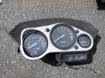 Yamaha_TDM850_3VD_1Rad_Twin_Motor_Vergaser_Elektrik_-_spare-parts_Ersatzteile_wie_XTZ750_Supertenere_3LD_121.jpg