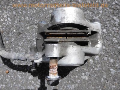 Yamaha_TDM850_3VD_1Rad_Twin_Motor_Vergaser_Elektrik_-_spare-parts_Ersatzteile_wie_XTZ750_Supertenere_3LD_147.jpg