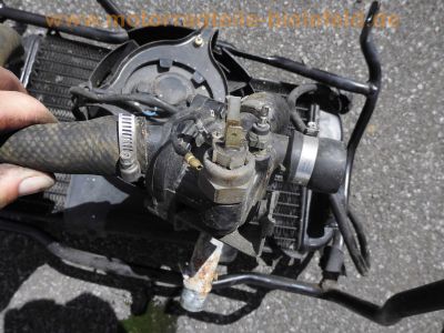 Yamaha_TDM850_3VD_1Rad_Twin_Motor_Vergaser_Elektrik_-_spare-parts_Ersatzteile_wie_XTZ750_Supertenere_3LD_185.jpg
