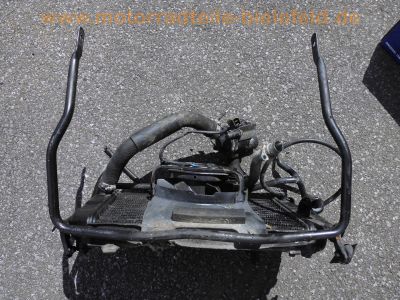 Yamaha_TDM850_3VD_1Rad_Twin_Motor_Vergaser_Elektrik_-_spare-parts_Ersatzteile_wie_XTZ750_Supertenere_3LD_187.jpg
