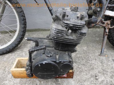 Kawasaki_KL250A_Oldtimer-Enduro_Crash_Ersatzteile_spare-parts_Motor_engine_moteur_-_wie_KZ_Z_200_250_55.jpg