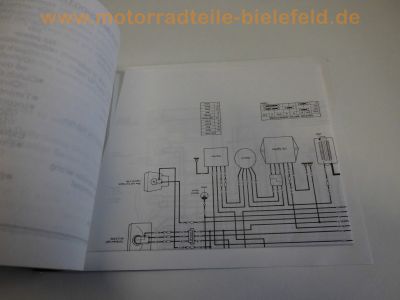 Kawasaki_Fahrer-Handbuch_Betriebsanleitung_Werkstatt-Handbuch_owners_manual_KH_KZ_Z_KL_KE_125_175_200_250_305_400_440_450_500_550_650_750_900_1000_1100_B_J_LTD_UT_GP_67.jpg