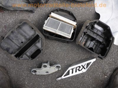 Yamaha_TRX850_4UN_Ersatzteile_spare-parts_Vorderrad_Scheinwerfer_Scheibe_front-wheel_head-light_lamp_wind-screen_18.jpg