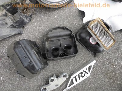 Yamaha_TRX850_4UN_Ersatzteile_spare-parts_Vorderrad_Scheinwerfer_Scheibe_front-wheel_head-light_lamp_wind-screen_19.jpg