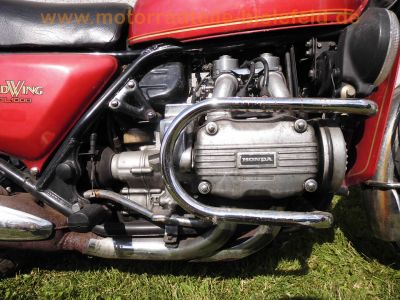 Honda_GL1000_Goldwing_GL1_DE_LUXE_rot_nackt_unverkleidet_Originalzustand_-_wie_GL2_GL1100_SC02_GL1200_SC14_57.jpg