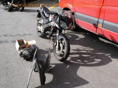 Honda_CBR_125_R_JC34_Vergaser_Motorschaden_Verkleidung_Kanzel_OK_Ersatzteile_spare-parts_wie_JC39_4.jpg
