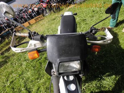Honda_CRM125_R_JD13_Zweitakt_Enduro_Vollcross_mit_Strassenzulassung_11kw_15PS_120kmh_-_Motor_Technik_wie_CR125_MTX125R_JD05_JD10_NSR125R_JC20_JC22_67.jpg