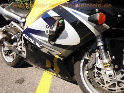Suzuki_GSXR_750_K0_WVBD_1Hd_2x_Motor_2x_Renn-Verkeidung_2x_Radsatz_Tuning_SR-Racing_Titan-Auspuff_0083SR_Renn-Bereifung_Regen-Reifen_-_wie_GSX-R_GSXR_600_1000_K1_K2_K3_K4_K5_217.jpg