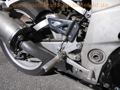 Suzuki_GSXR_750_K0_WVBD_1Hd_2x_Motor_2x_Renn-Verkeidung_2x_Radsatz_Tuning_SR-Racing_Titan-Auspuff_0083SR_Renn-Bereifung_Regen-Reifen_-_wie_GSX-R_GSXR_600_1000_K1_K2_K3_K4_K5_241.jpg