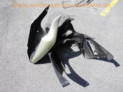 Suzuki_GSXR_750_K0_WVBD_1Hd_2x_Motor_2x_Renn-Verkeidung_2x_Radsatz_Tuning_SR-Racing_Titan-Auspuff_0083SR_Renn-Bereifung_Regen-Reifen_-_wie_GSX-R_GSXR_600_1000_K1_K2_K3_K4_K5_26.jpg