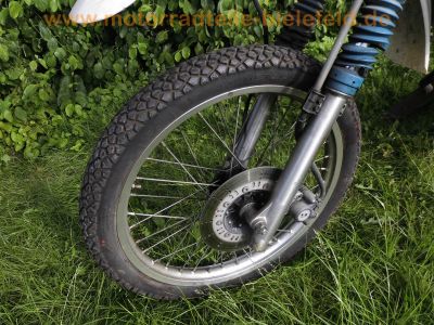 Kawasaki_KLR_250_D_KL250D_weiss-blau_Einzylinder-Enduro_ohne_Motor_-_wie_KL600_KL650_KLR600_KLR650_A_B_C_Tengai_48.jpg