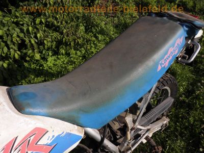 Kawasaki_KLR_250_D_KL250D_weiss-blau_Einzylinder-Enduro_ohne_Motor_-_wie_KL600_KL650_KLR600_KLR650_A_B_C_Tengai_56.jpg