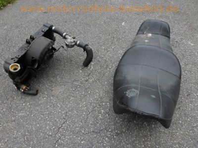 Honda_V45_Magna_VF750C_RC09_Chopper_Ersatzteile_spare-parts_hohe_Sissy-Bar_mit_Gepaecktraeger_-_baugleich_VF700C_RC21_Magna_wie_VF500C_PC13_V30_VF_700_750_S_Sabre_F_Interceptor_85.jpg
