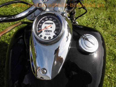 YAMAHA_XVS_650_DRAG_STAR_4VR_schwarz_Chrom-Optik_Windschild_-_wie_4XR_XV_250_535_750_1100_Virago_16.jpg