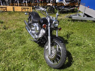 YAMAHA_XVS_650_DRAG_STAR_4VR_schwarz_Chrom-Optik_Windschild_-_wie_4XR_XV_250_535_750_1100_Virago_4.jpg
