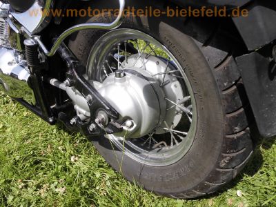 YAMAHA_XVS_650_DRAG_STAR_4VR_schwarz_Chrom-Optik_Windschild_-_wie_4XR_XV_250_535_750_1100_Virago_54.jpg