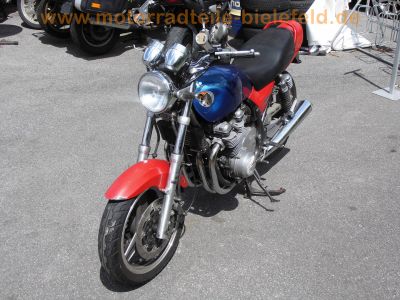 Kawasaki_ZR750_C_Zephyr_C4_Micron_e1_4-1_Sport-Auspuff_MFK39_original_Auspuff_KHI_K277_2x_Tank_-_wie_ZR_550_1100_Klassiker_Z650_Z900_Z1000_74.jpg