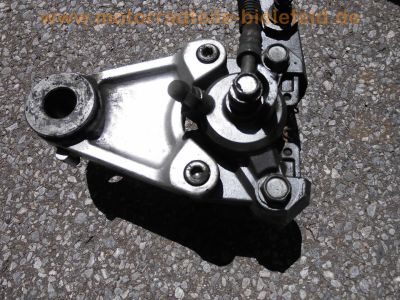 Kawasaki_ZZR1100D_ZXT10D_ZX1100D_Ersatzteile_spare-parts_Schwinge_Fussrasten_Bremse_13.jpg