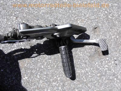 Kawasaki_ZZR1100D_ZXT10D_ZX1100D_Ersatzteile_spare-parts_Schwinge_Fussrasten_Bremse_16.jpg