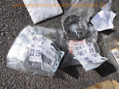 Kawasaki_KZ200A_Z200_Einzylinder_gruen_zerlegt_wie_KZ250C_Z250_LTD_-_Teile_Ersatzteile_spare-parts_spares_38.jpg