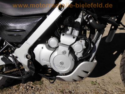BMW_F650GS_Gelaende-Sport_Enduro_schwarz_original_Gepaecktraeger_BMW_Alu-Koffer_plus_Topcase_METZELER_TOURANCE_Navi-Vorbereitung_TOP-Zustand_52.jpg