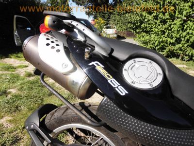 BMW_F650GS_Gelaende-Sport_Enduro_schwarz_original_Gepaecktraeger_BMW_Alu-Koffer_plus_Topcase_METZELER_TOURANCE_Navi-Vorbereitung_TOP-Zustand_61.jpg