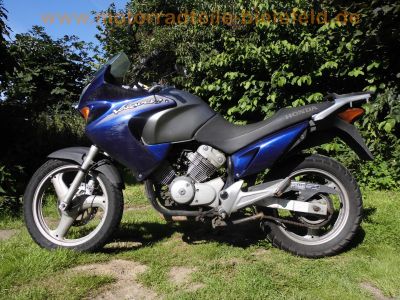 Honda_XL125V_Varadero_JC32_V2_Enduro_Topcase_Motor_Technik_wie_VT125C_Shadow_JC29_JC31_6.jpg