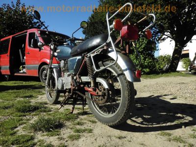 Kawasaki_KZ200A_Z200A_blau-rot_rostig_Einzylinder_Oldtimer_Gepaecktraeger_Papiere_32.jpg