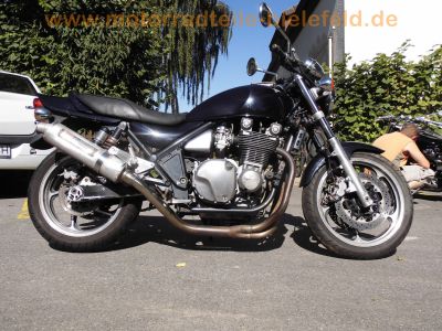 Kawasaki_ZR1100_ZEPHYR_ZRT10A_43tkm_YOSHIMURA__4-1_Tuning_Auspuffanlage_-_wie_ZRT10B_ZR750_ZR550_1.jpg
