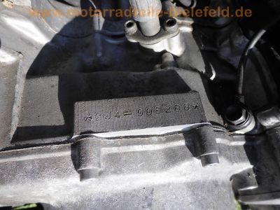 Yamaha_SR500_2J4_schwarz_Micron-Lenker_mit_Ochsenaugen_KONI-Federbeine_-_Technik_wie_48T_XT500_1U6_1E6_1N5_41.jpg