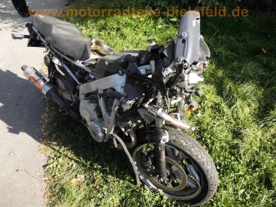 Honda_CBR600F_PC19_Lenhardt_Wagner_4-1_Auspuff_Crash-Test_Ersatzteile_Teile_spare-parts_spares_-_wie_PC23_CBR1000F_SC21_41.jpg