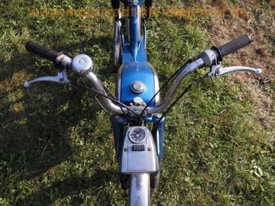 Zuendapp_ZR20_Mofa_blau_1977_Typ_447-02_Liste_0_Motor_Typ_250_-_wie_Zundapp_ZB22_ZA25_460-02_ZD10_446-210_50.jpg