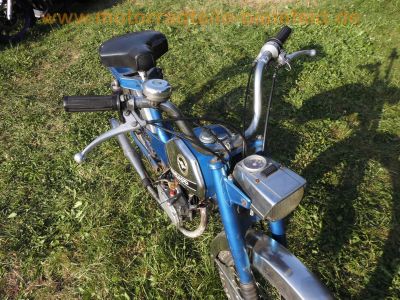 Zuendapp_ZR20_Mofa_blau_1977_Typ_447-02_Liste_0_Motor_Typ_250_-_wie_Zundapp_ZB22_ZA25_460-02_ZD10_446-210_67.jpg
