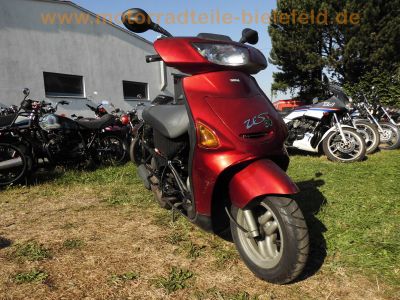 Yamaha_YE80_ZEST_80_rot_4MU_Roller_Scooter_Ersatzteile_Teile_spare-parts_spares_-_wie_4FW_MBK_EVOLIS_Zest_50_80_46.jpg