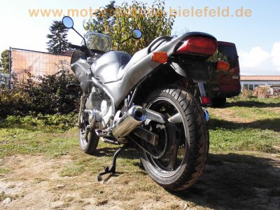 Yamaha_XJ600S_Diversion_4BR_silber-grau_Sturzschaden_Sturzbuegel_2.jpg