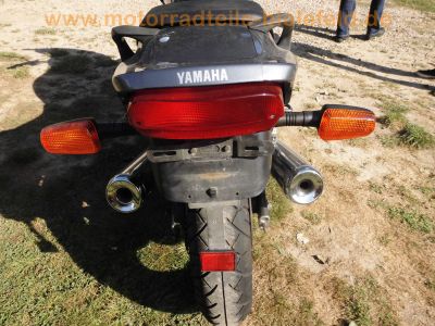 Yamaha_XJ600S_Diversion_4BR_silber-grau_Sturzschaden_Sturzbuegel_72.jpg