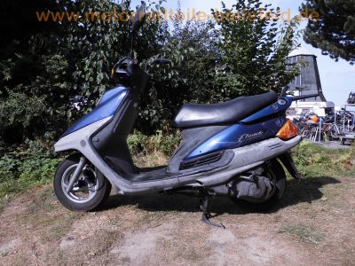 MBK_XC125T_FlameR_125_4NB_blau_Karl_-_baugleich_Yamaha_CygnusR_125_1.jpg