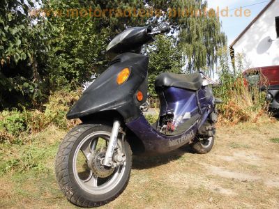 Kymco_Meteorit_KB50_Edition_Mofa-Roller_Scooter_25kmh_-_wie_Kymco_K12_Fever_ZX_3.jpg